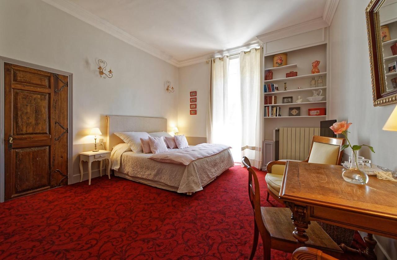 Zweibettzimmer mit eigenem Bad
